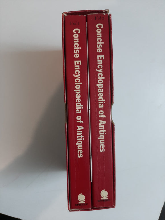 The Connoisseur's Concise Encyclopaedia of Antiques: Two Volumes By Dennis Thomas